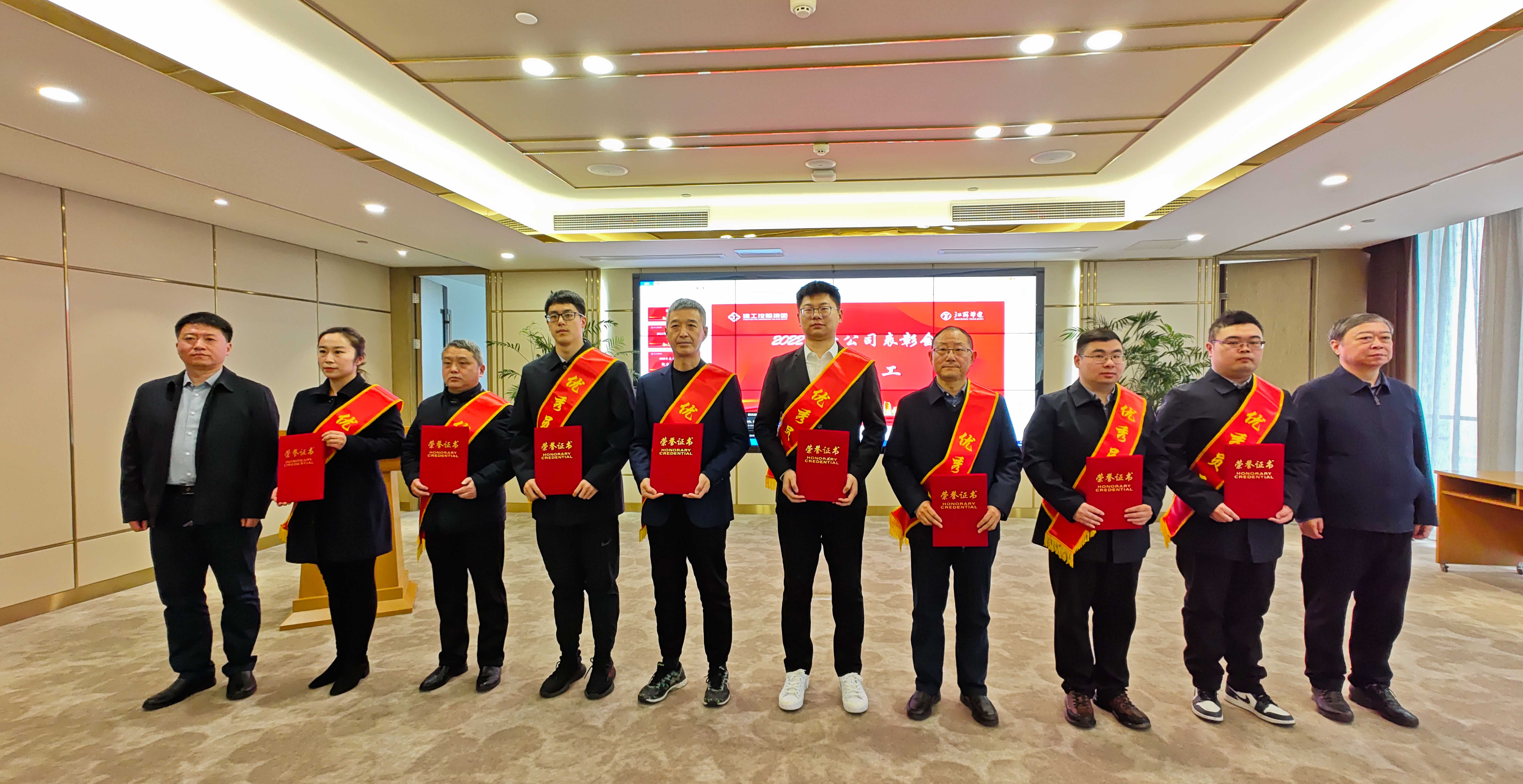 1675825534924317.jpg dacb14608b396c198869ad1245bcc48.jpg